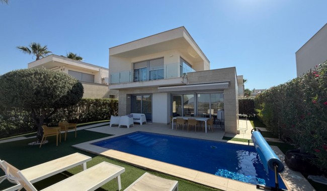 Villa - Segunda mano - Orihuela - Orihuela Centro