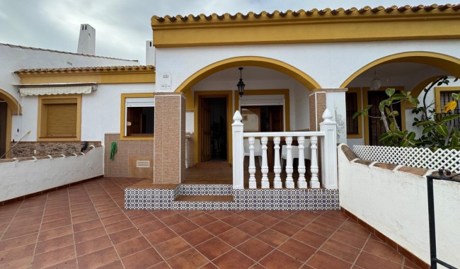 Villa - Segunda mano - Pilar de La Horadada - Torre De La Horadada