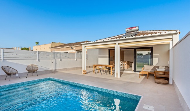 Villa - Segunda mano - Torrevieja - El Chaparral