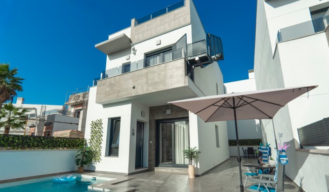 Villa - Segunda mano - Torrevieja - La Florida