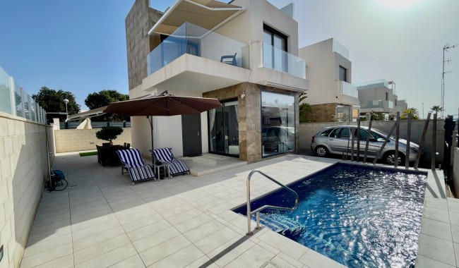 Willa - Sprzedaż - Benijófar - MR-3884