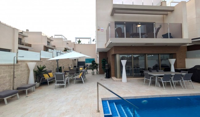 Willa - Sprzedaż - Orihuela costa - Villamartín