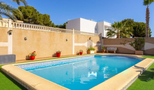 Willa - Sprzedaż - Torrevieja - Centro