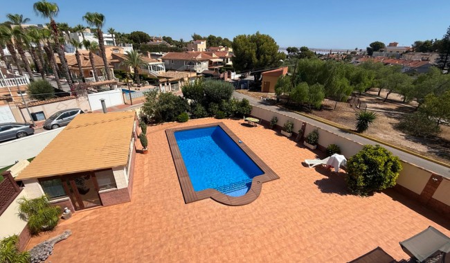 Willa - Sprzedaż - Torrevieja - Centro