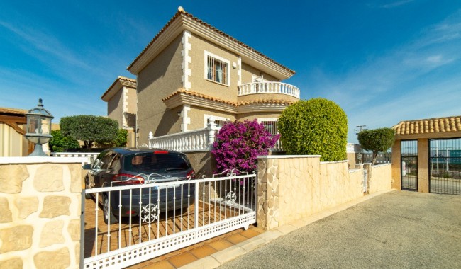 Willa - Sprzedaż - Torrevieja - Los Altos