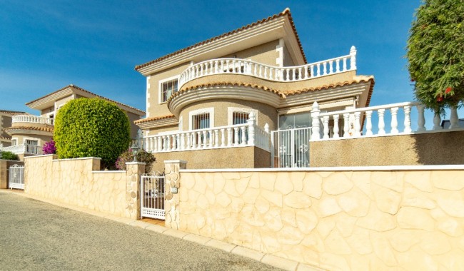 Willa - Sprzedaż - Torrevieja - Los Altos
