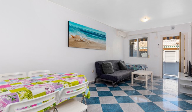 Apartment - Resale - Torrevieja - El Limonar