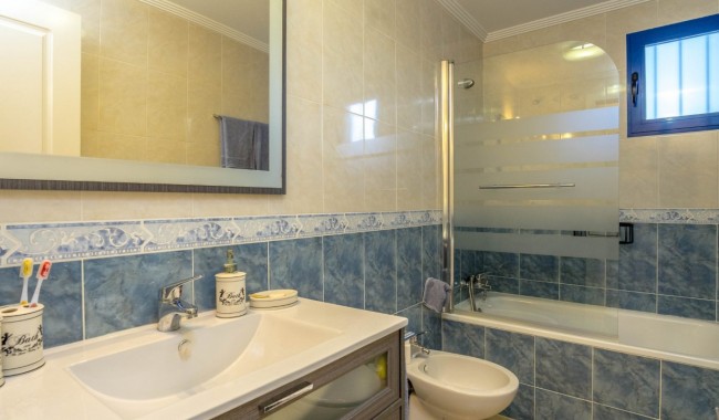 Resale - Apartment - Orihuela costa - Dehesa de Campoamor