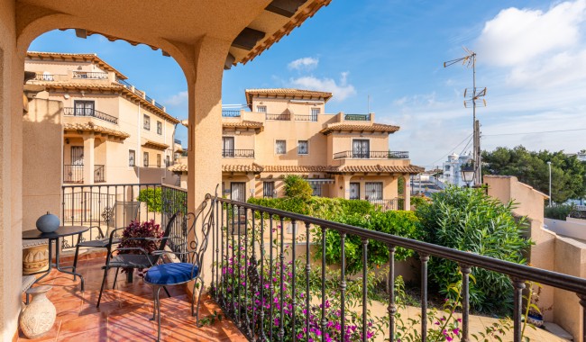 Resale - Apartment - Orihuela costa - Villamartín