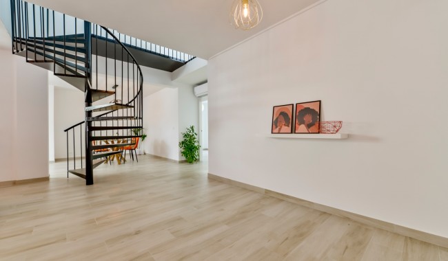 Begagnad - Vertikalt delad - Alfaz / Albir - Albir