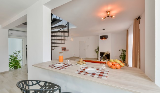 Begagnad - Vertikalt delad - Alfaz / Albir - Albir