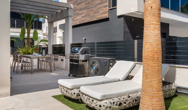 Begagnad - Villa - Orihuela Costa - Lomas de Cabo Roig