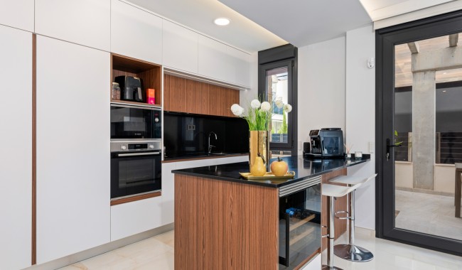 Begagnad - Villa - Orihuela Costa - Lomas de Cabo Roig
