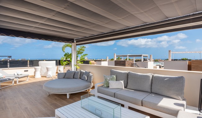 Begagnad - Villa - Orihuela Costa - Lomas de Cabo Roig