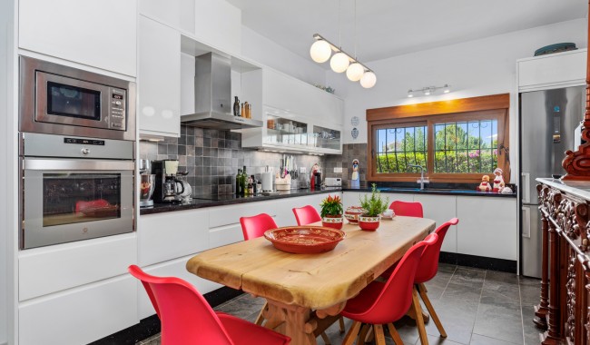 Begagnad - Villa - Orihuela Costa - Dehesa de Campoamor