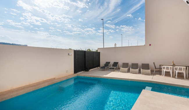 Resale - Villa - Benijófar