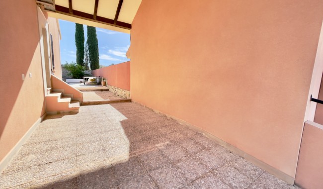 Resale - Villa - Algorfa - La Finca golf