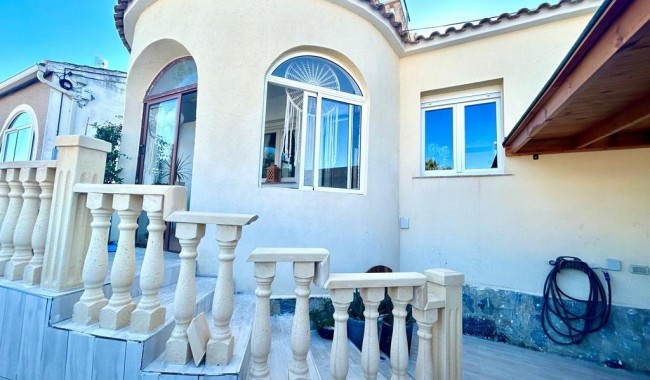 Villa - Begagnad - Orihuela Costa - Villamartín-Las Filipinas