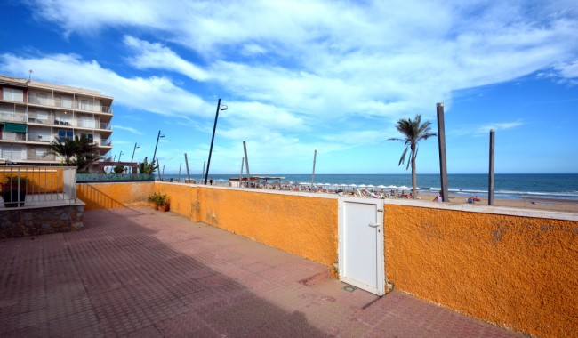 Segunda mano - Semi separado - Guardamar - Playa centro