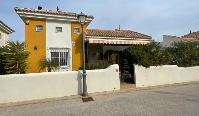 Villa - Begagnad - Los Montesinos - Los Montesinos