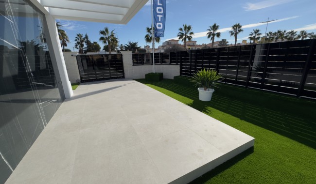 Nueva construcción  - Chalet - Algorfa - La Finca golf