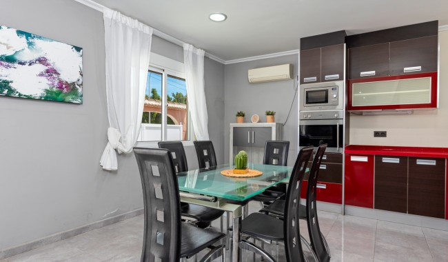 Begagnad - Villa - Torrevieja