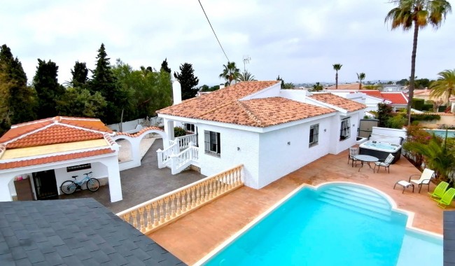 Resale - Villa - Ciudad Quesada/Rojales - Central Quesada