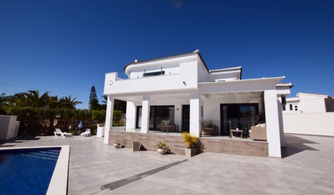 Resale - Villa - Ciudad Quesada/Rojales - Central Quesada