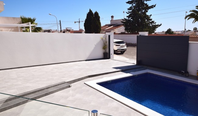 Resale - Villa - Ciudad Quesada/Rojales - Central Quesada