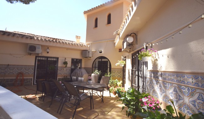 Begagnad - Villa - Algorfa - Montemar - Saint Andrews Heights