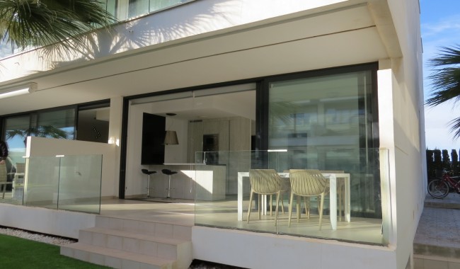 Resale - Apartment - Cartagena - Mar de Cristal