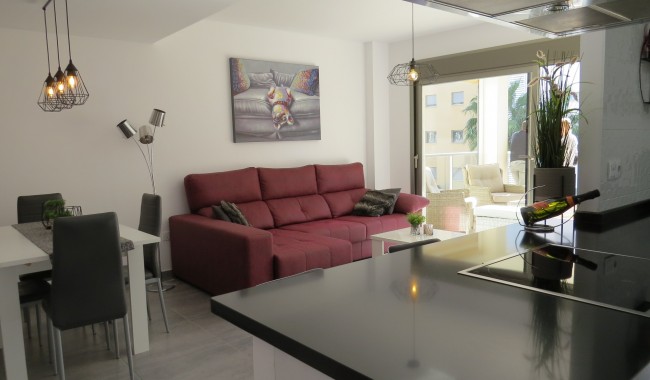 Resale - Apartment - Orihuela Costa - Villamartín