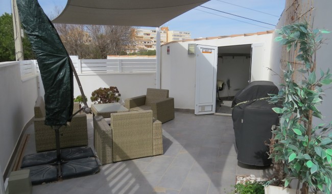 Resale - Apartment - Torrevieja - Centro