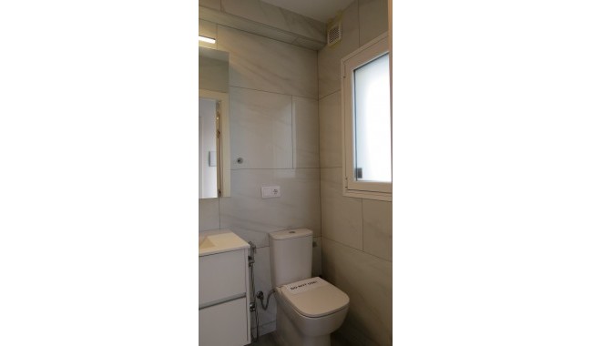 Resale - Apartment - Torrevieja - Centro