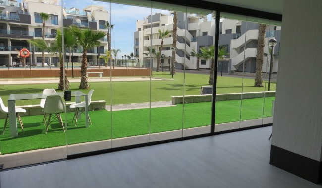 Resale - Apartment - Guardamar - El Raso