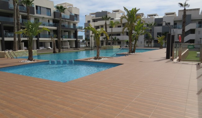 Resale - Apartment - Guardamar - El Raso