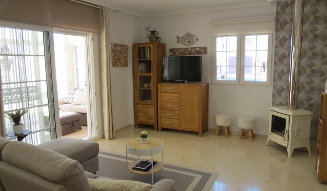 Resale - Semi-detached - Guardamar - El Raso