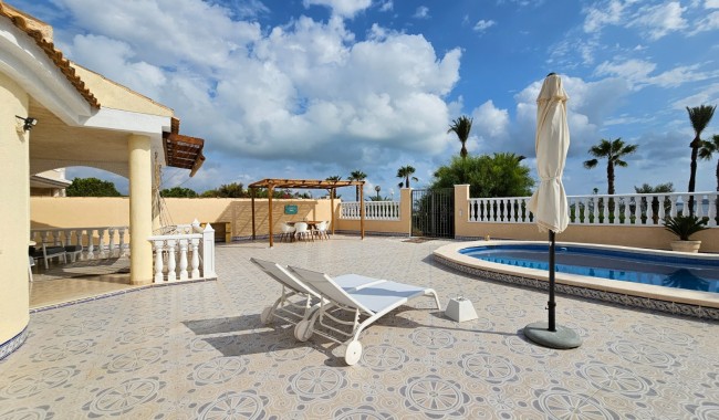 Begagnad - Villa - Torrevieja