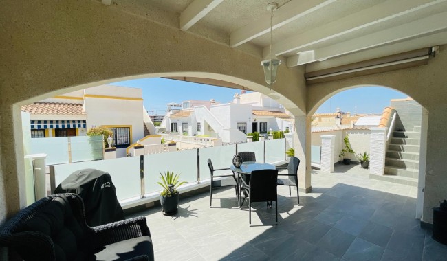 Begagnad - Villa - Orihuela Costa - Playa Flamenca