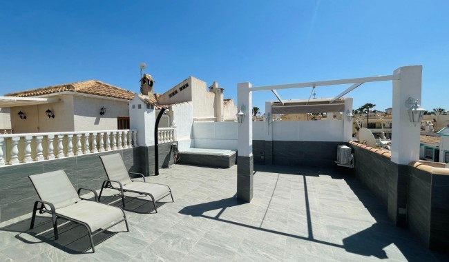 Begagnad - Villa - Orihuela Costa - Playa Flamenca