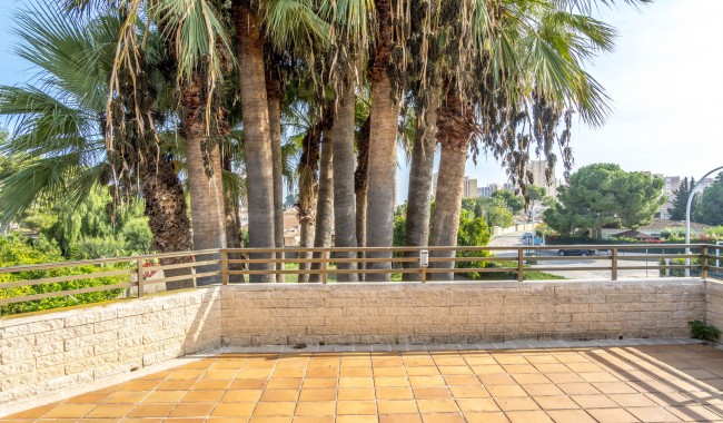 Resale - Villa - Orihuela Costa - Dehesa de Campoamor