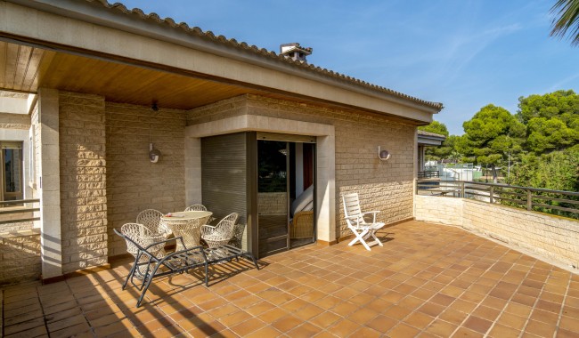 Resale - Villa - Orihuela Costa - Dehesa de Campoamor