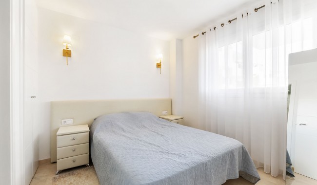 Resale - Apartment - Punta Prima - La Recoleta