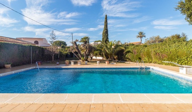 Brukt - Villa - Orihuela Costa - Cabo Roig