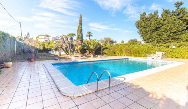 Resale - Villa - Orihuela Costa - Cabo Roig