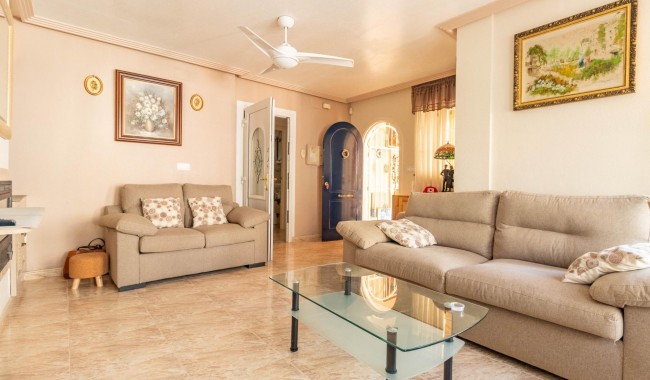 Begagnad - Villa - Torrevieja - Los Altos