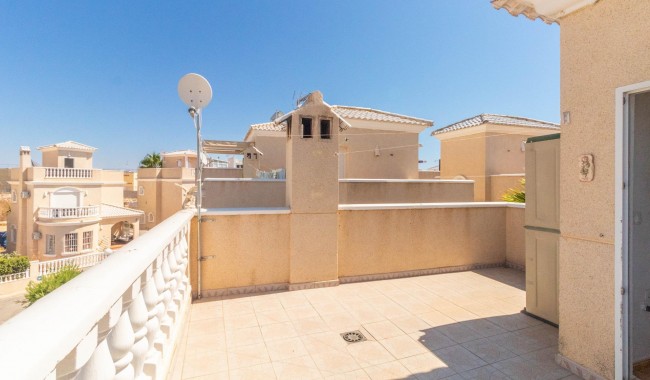 Resale - Villa - Torrevieja - Los Altos