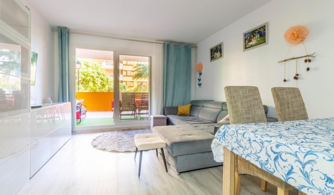 Sprzedaż - Apartament - Torrevieja - Punta Prima