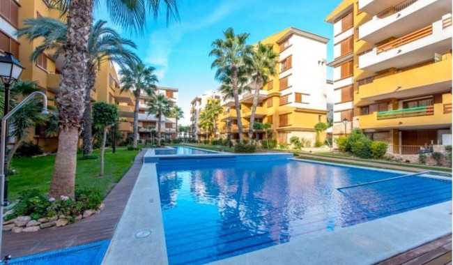 Sprzedaż - Apartament - Torrevieja - Punta Prima