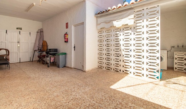 Begagnad - Villa - Torrevieja - Los Balcones